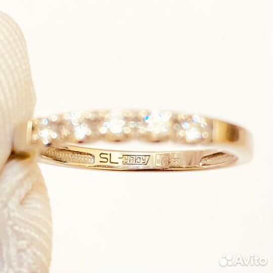 Золотое кольцо с камнем 16,5р