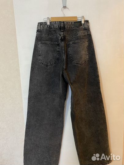Джинсы женские