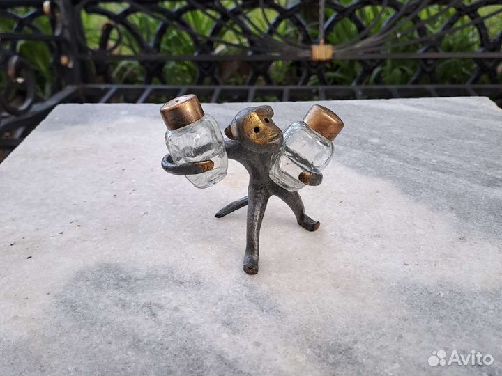 Обезьяна чугунная настольная соль- перец