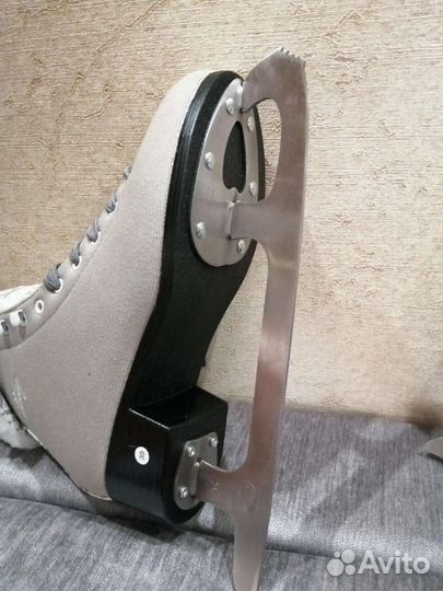 Коньки для фигурного катания