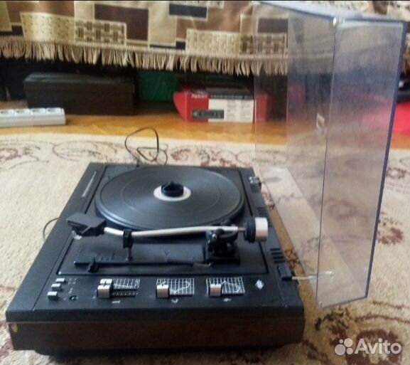 Электрофон радиотехника-301 м-стерео Марка Рига