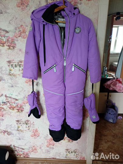 Зимний комбинезон для девочки