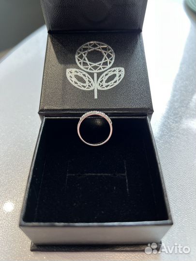 Кольцо белое золото с бриллиантами Эпл