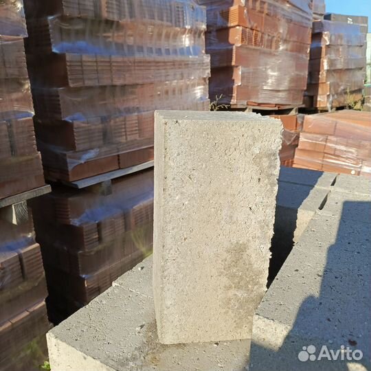 Блоки 40-20-20 бетонные полнотелые