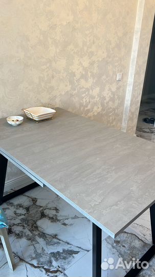 Кухонный стол