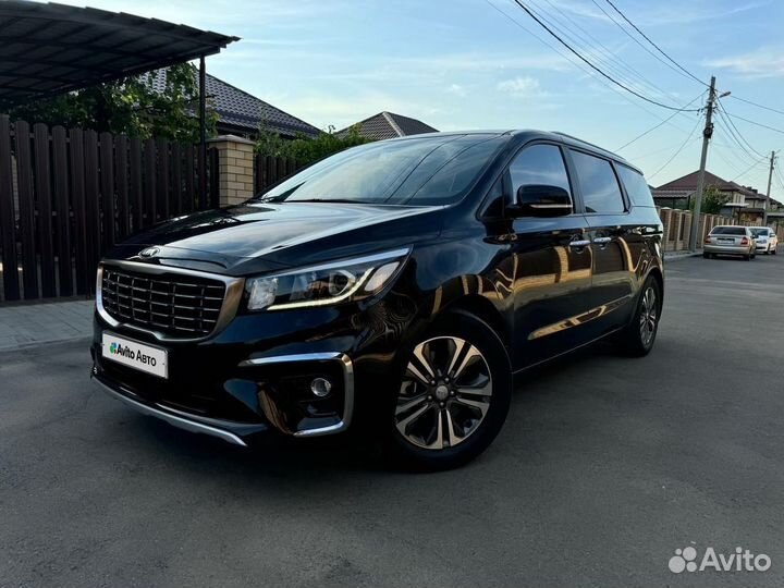 Kia Carnival 2.2 AT, 2018, 119 000 км