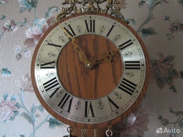 Часы настенные с боем