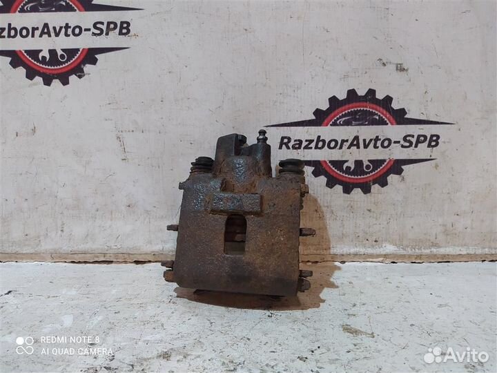 Суппорт задний правый Dodge Intrepid 2