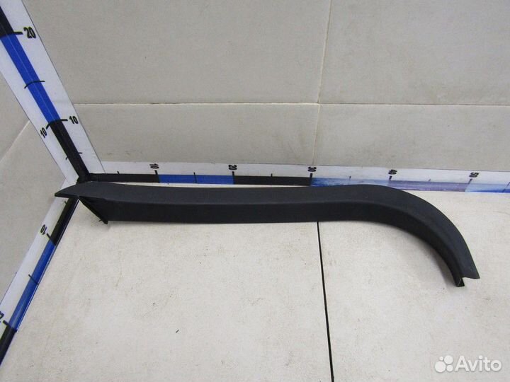 Накладка (кузов внутри) Focus III 2011