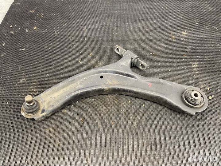 Рычаг подвески передний левый Nissan X-Trail T31