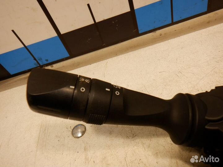 Подрулевой переключатель Toyota Corolla E180