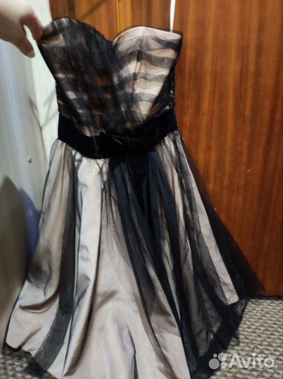 Вечернее платье