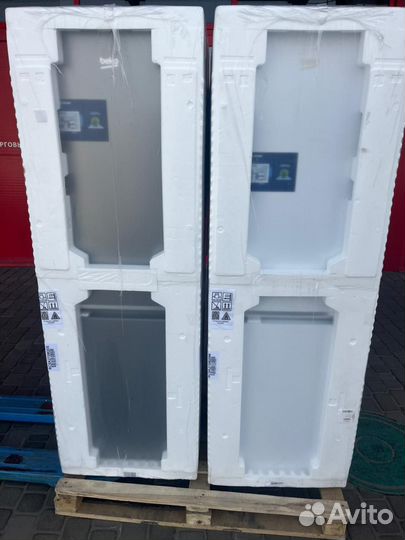 Холодильник новый