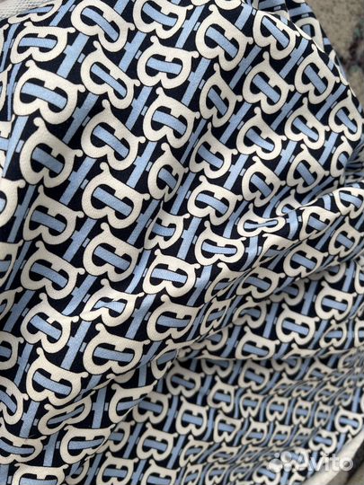 Футер Барберри Италия