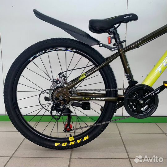 Скоростной велосипед чёрно-жёлтый новый