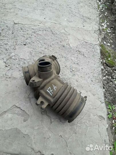 Lexus RX 400H/Toyota Harrier патрубок воздухозабор