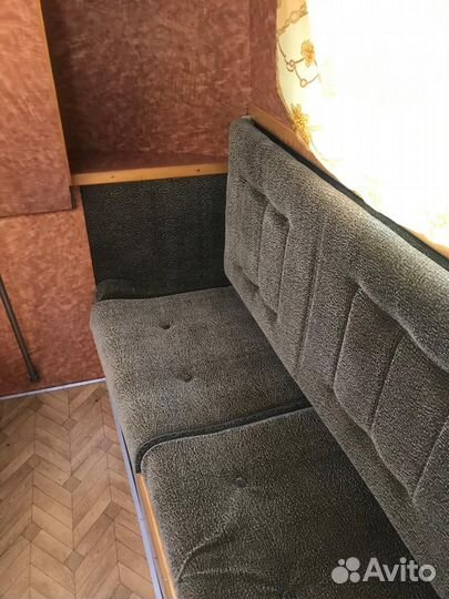 Речные прогулки на катере