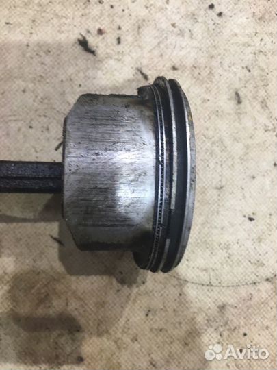 Поршень с шатуном Opel Vectra B 36 X18XE1 1999