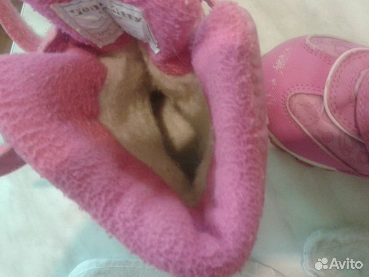 Hello kitty зима 23 р
