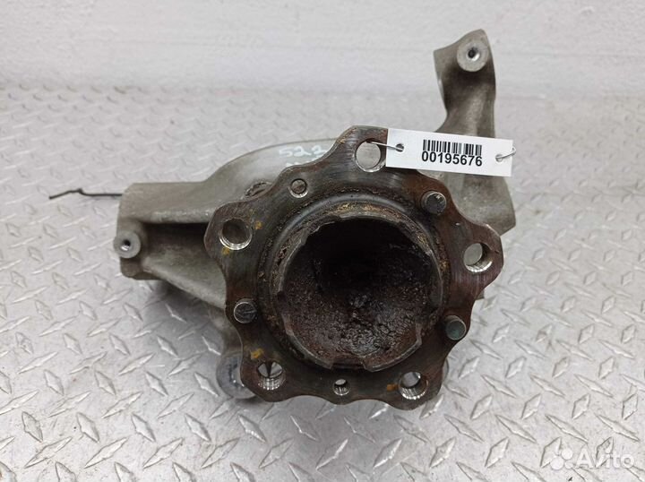 Цапфа/кулак поворотный передний правый BMW 3-Serie