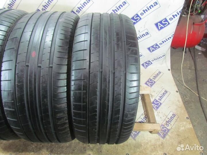 Pirelli P Zero PZ4 285/40 R22 97P