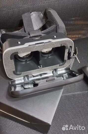 Очки виртуальной реальности для телефона