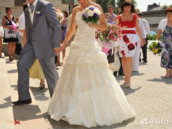 Платье свадебное, на выпускной