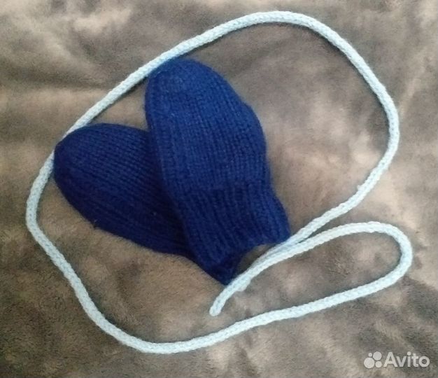 Шапка с помпоном, снуд, варежки