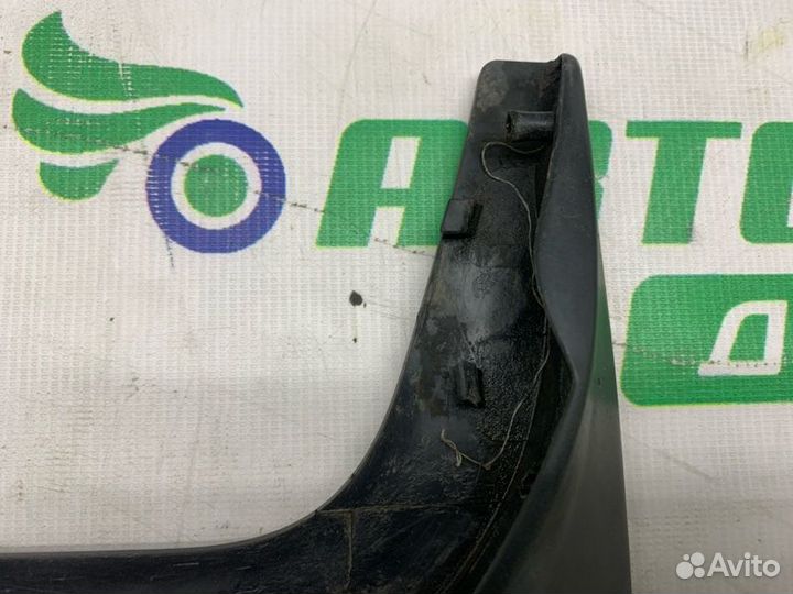 Брызговик задний правый Hyundai H-1 Grand Starex