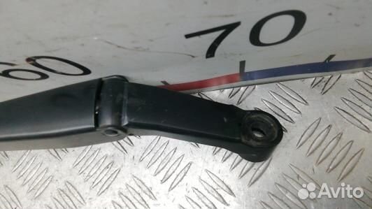 Щеткодержатель лобового стекла toyota corolla vers