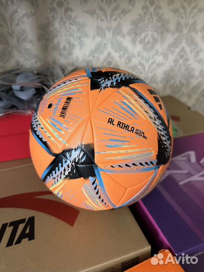 Футбольный мяч