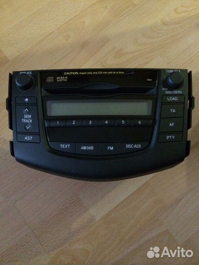 Штатная автомагнитола для Toyota RAV4 2012 года