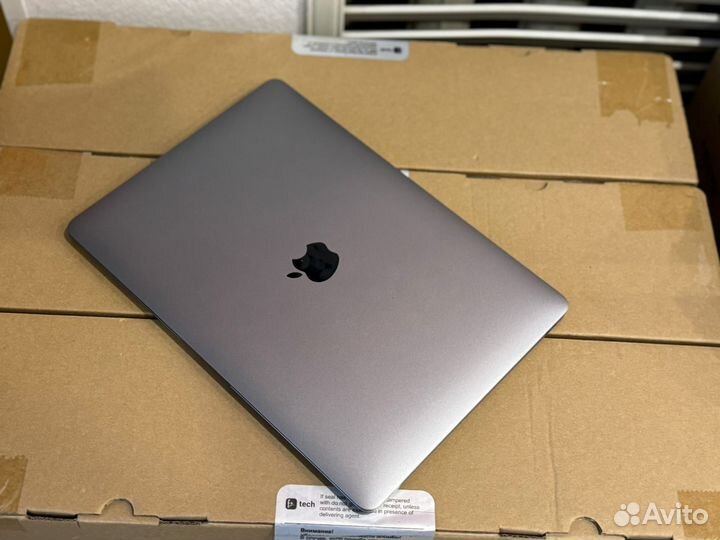 Сломаный Macbook Air 13