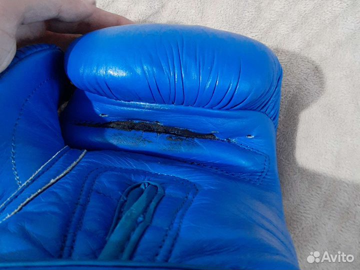 Боксерские перчатки 10 oz adidas