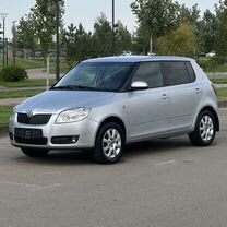 Skoda Fabia 1.6 AT, 2009, 280 000 км, с пробегом, цена 625 000 руб.