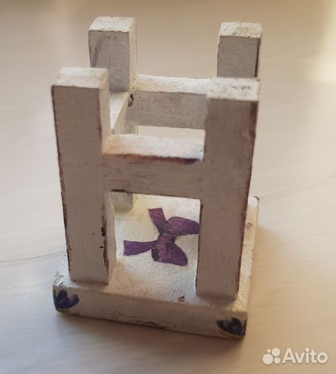 Табурет кукольный