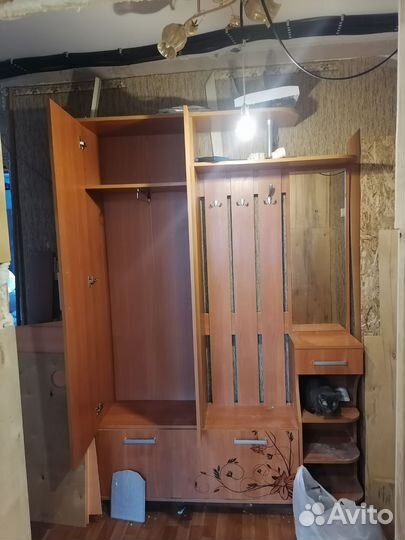 Шкаф
