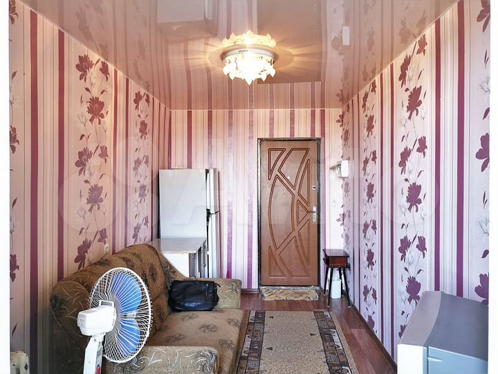 Комната 12 м² в 4-к., 5/5 эт.