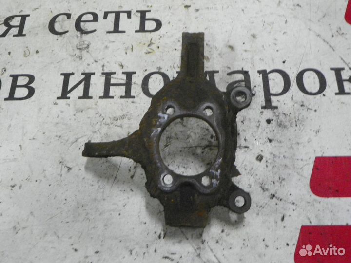 Кулак поворотный передний правый Nissan X-Trail