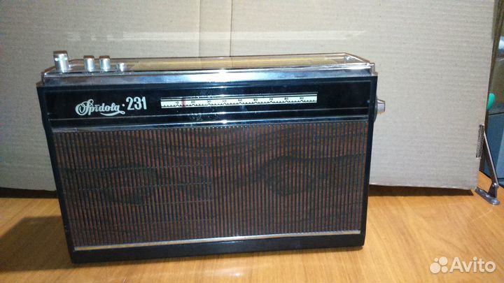 Спидола-231 вэф радиоприемник винтаж СССР