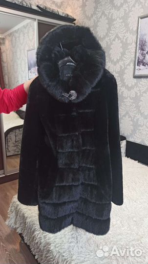 Шуба мутоновая со вставкой норка