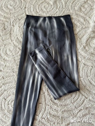 Легинсы спортивные женские