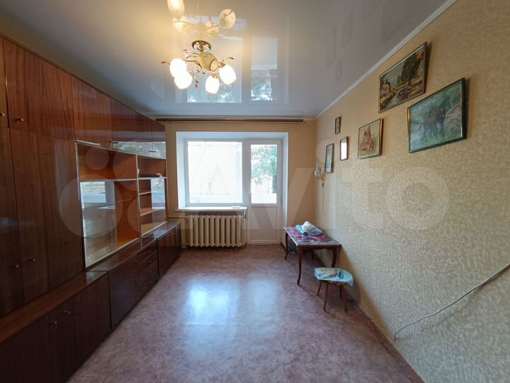 2-к. квартира, 43 м², 2/4 эт.