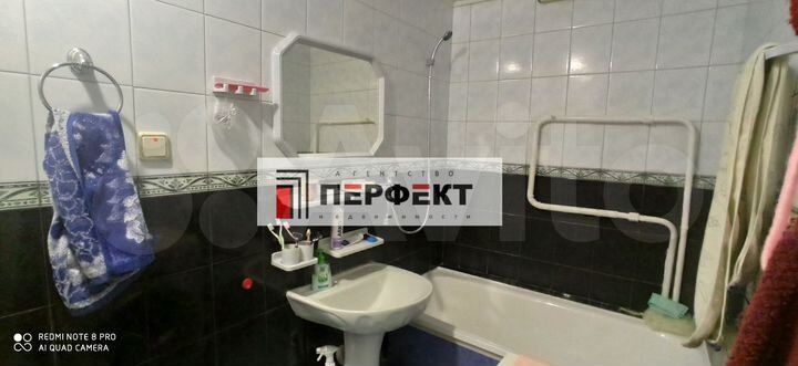 2-к. квартира, 52 м², 3/3 эт.