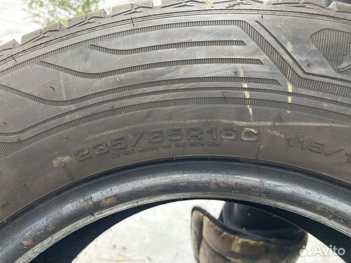 Goodyear Vector 4Seasons Cargo 235/65 R16C 115