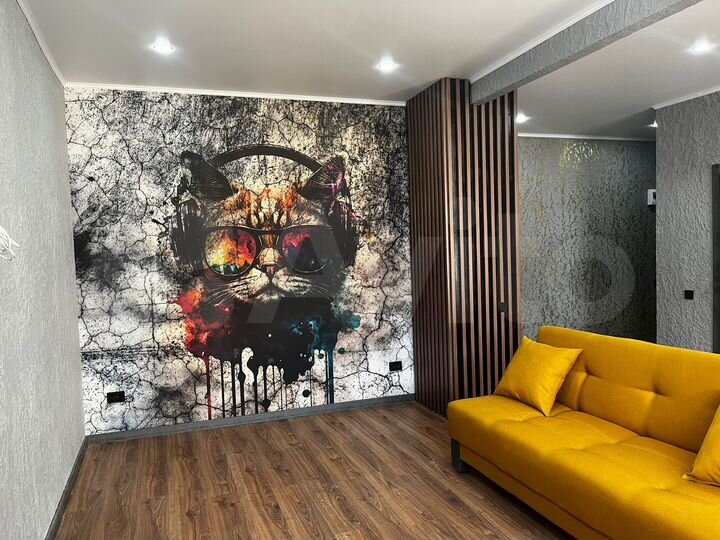 2-к. квартира, 56 м², 4/4 эт.