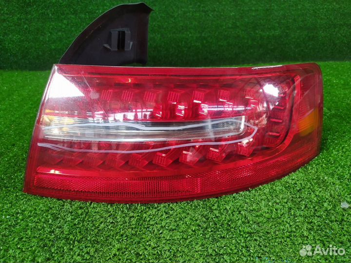 Стоп-сигнал задний правый Audi A6 C6 ccea 2010