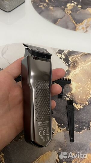 Триммер для бороды и усов