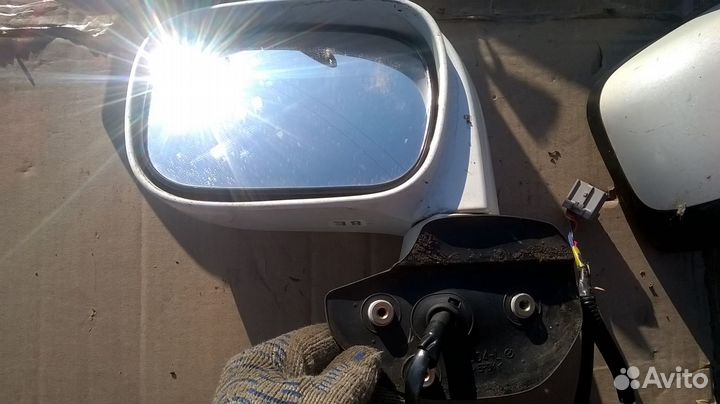 Зеркало левое Ниссан серена 24