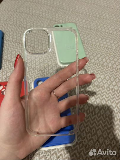 Чехол на iPhone 13